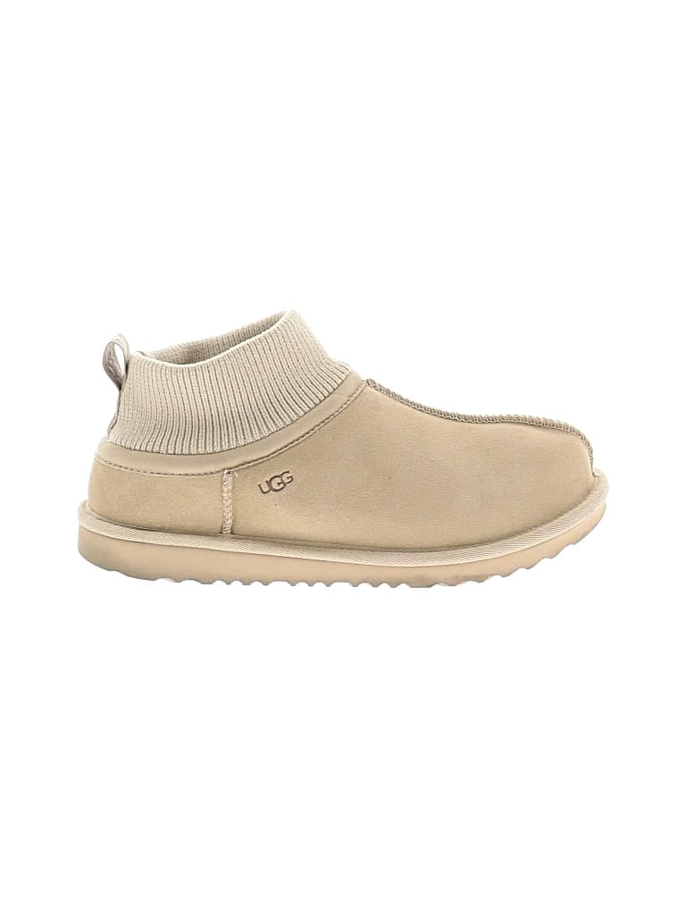 Pre-owned Ugg Ankle Boots In Tan