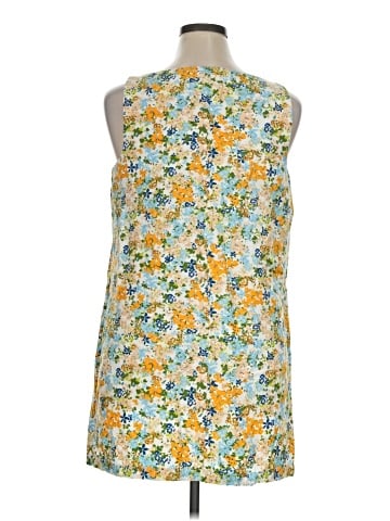 LC Lauren Conrad Casual Dress (view 2)