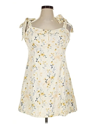 Francesca's Casual Dress (view 1)