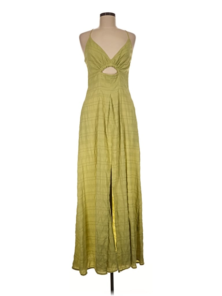 Pre-owned Showpo Casual Dress In Green
