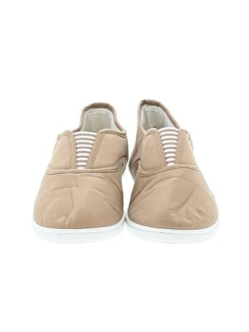 Unbranded Flats (view 2)