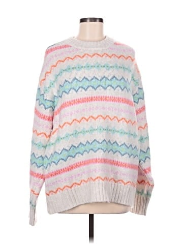 American Eagle Outfitters Pullover Sweater (view 1)