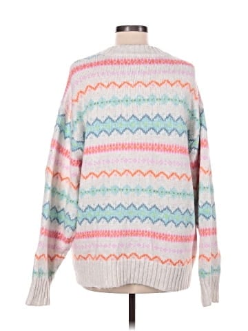 American Eagle Outfitters Pullover Sweater (view 2)