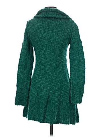 Leifsdottir Cardigan (view 2)