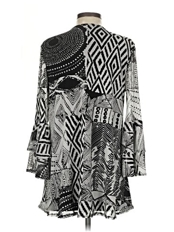 Calessa 3/4 Sleeve Blouse (view 2)