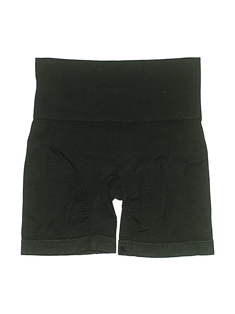 Pre-owned Colsie Athletic Shorts In Green