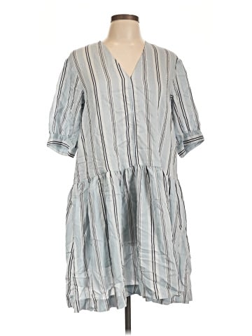 Baum Und Pferdgarten Casual Dress (view 1)