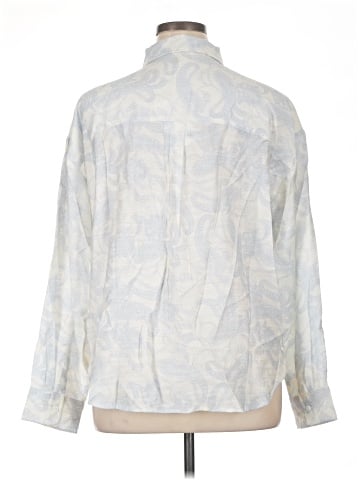 Splendid Long Sleeve Button-Down Shirt (view 2)