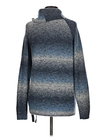 Leo & Nicole Pullover Sweater (view 2)