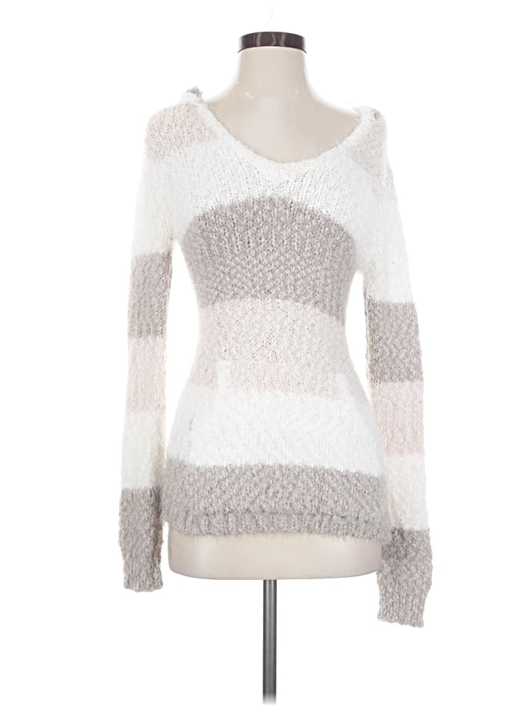 Pre-owned Venus Pullover Sweater In White