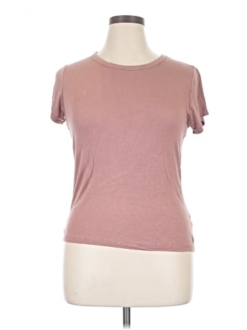 Danskin Short Sleeve Top (view 1)