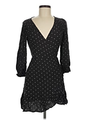 American Eagle Outfitters Casual Dress (view 1)