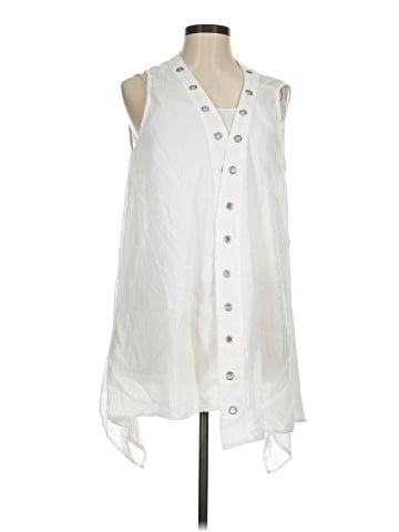 milla Sleeveless Button-Down Shirt (view 1)