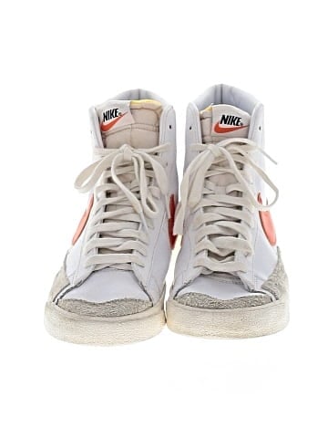 Nike Sneakers (view 2)
