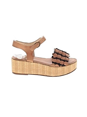 Bernardo Wedges (view 1)