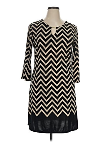 Tacera Casual Dress (view 1)