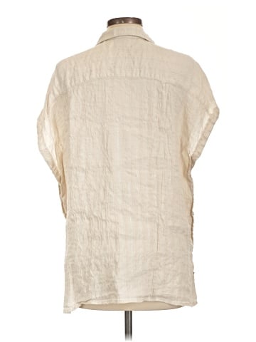 CAbi Sleeveless Button-Down Shirt (view 2)