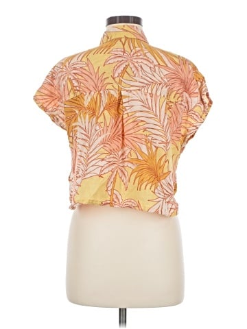 Tahari Short Sleeve Blouse (view 2)