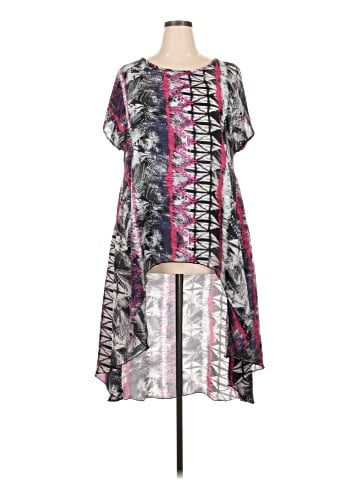 Cha Cha Vente Casual Dress (view 1)