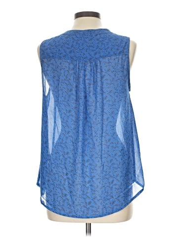 Fun2Fun Sleeveless Blouse (view 2)