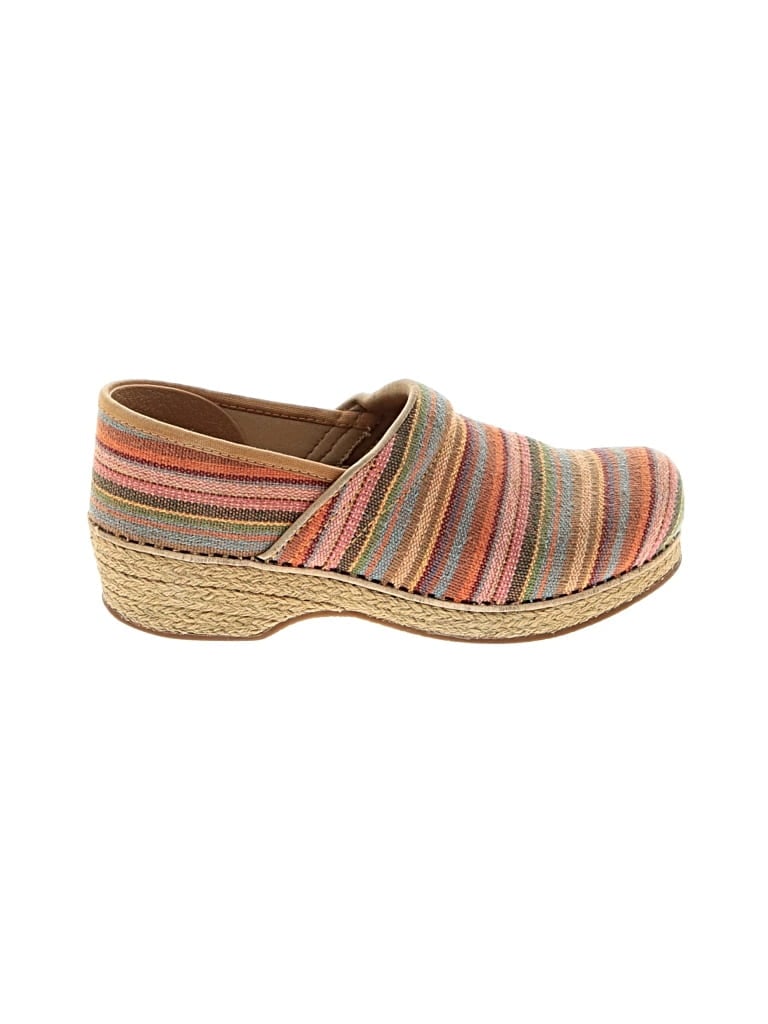 Pre-owned Dansko Mule/clog In Tan