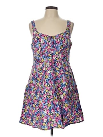 Old Navy Casual Dress (view 1)