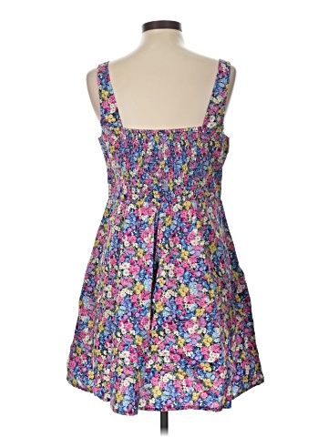 Old Navy Casual Dress (view 2)