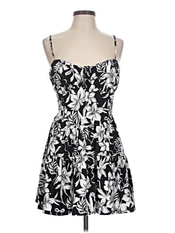 No Boundaries Cocktail Dress (view 1)