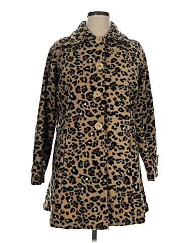 Roaman's Coat (view 1)