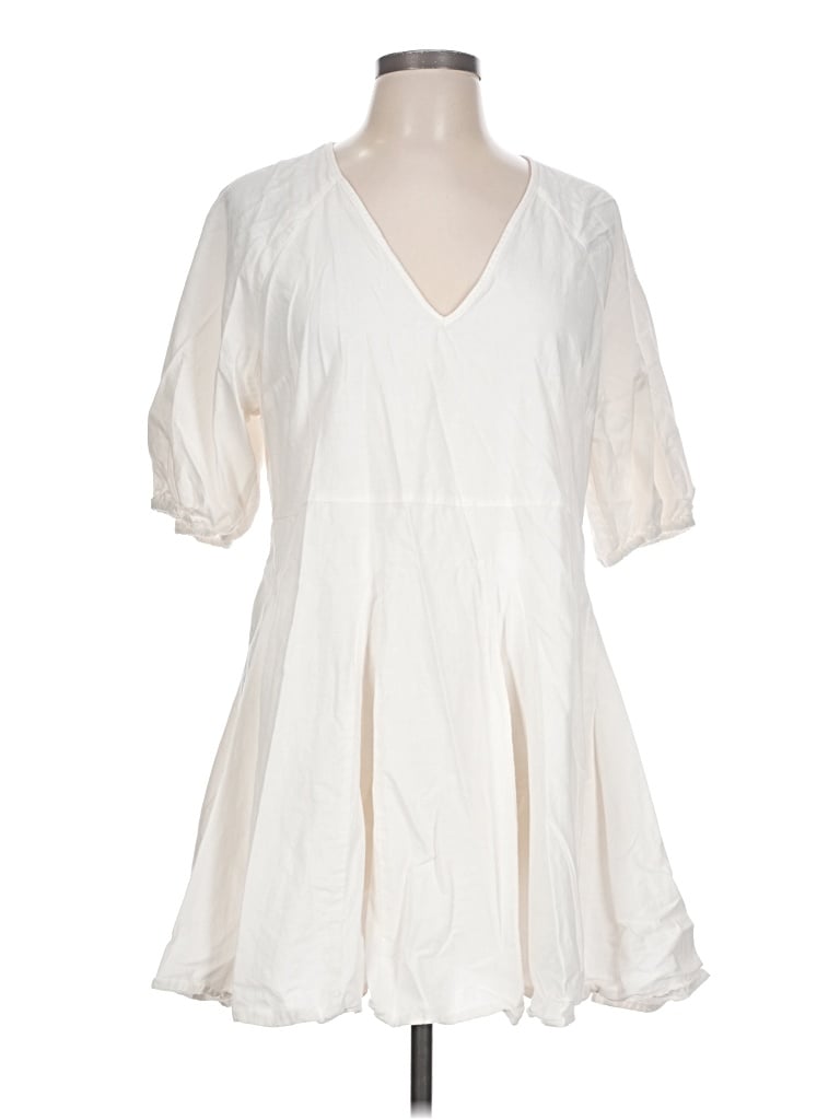 Pre-owned Universal Thread Casual Dress In Ivory