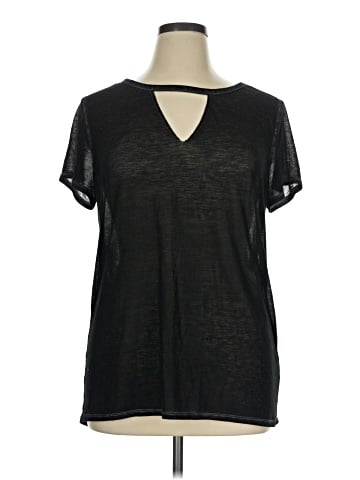Rock & Republic Short Sleeve T-Shirt (view 1)