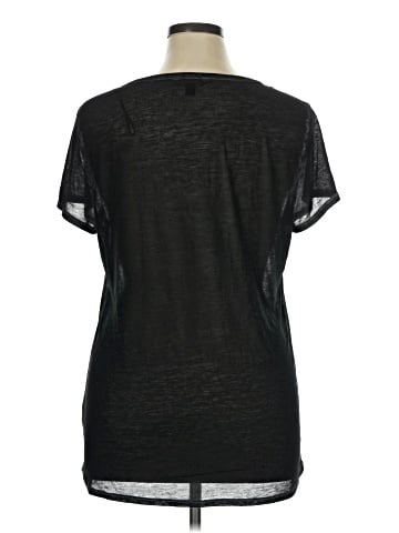 Rock & Republic Short Sleeve T-Shirt (view 2)