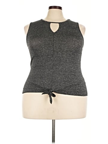 Jennifer Lopez Sleeveless Top (view 1)