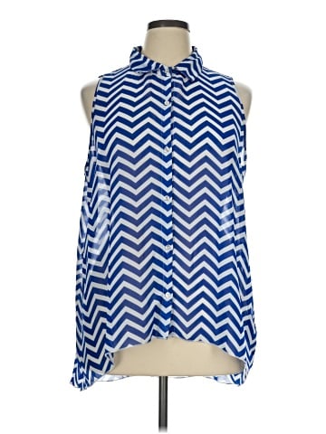 Rouge Sleeveless Blouse (view 1)