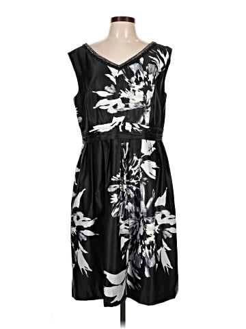 Ellen Tracy Casual Dress (view 1)
