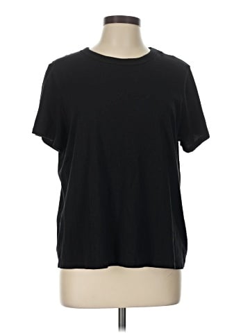 Old Navy Short Sleeve T-Shirt (view 1)