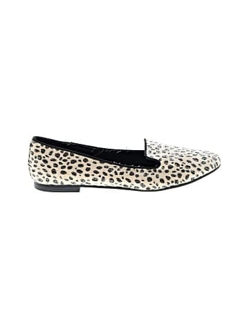 Mia Flats (view 1)