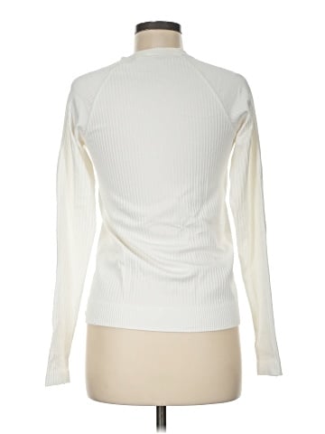 Lululemon Athletica Long Sleeve T-Shirt (view 2)