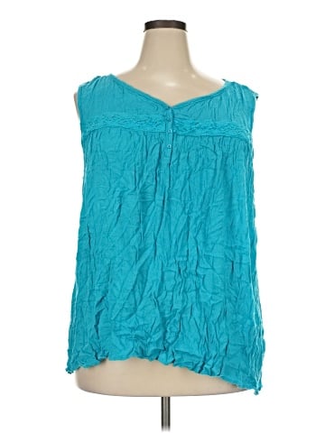 Woman Within Sleeveless Blouse (view 1)