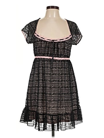 Urban Outfitters Casual Dress (view 1)