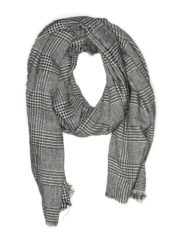 Zara Scarf (view 1)