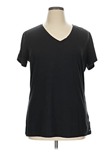 Amazon Essentials Active T-Shirt (view 1)