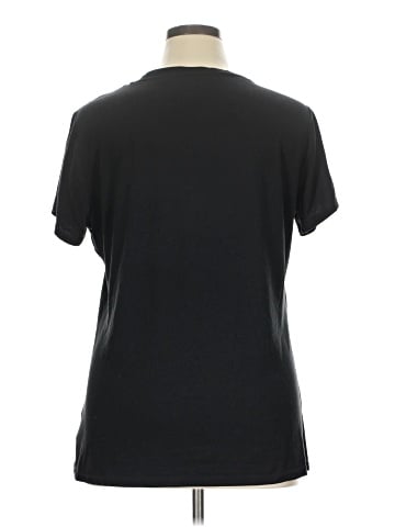Amazon Essentials Active T-Shirt (view 2)