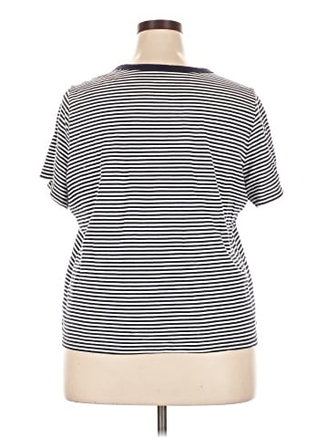 Old Navy Short Sleeve T-Shirt (view 2)