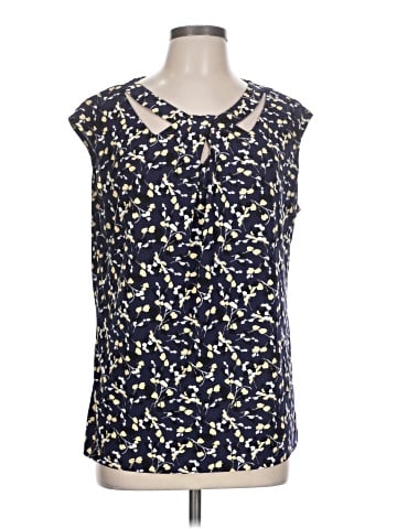 Kasper Sleeveless Blouse (view 1)