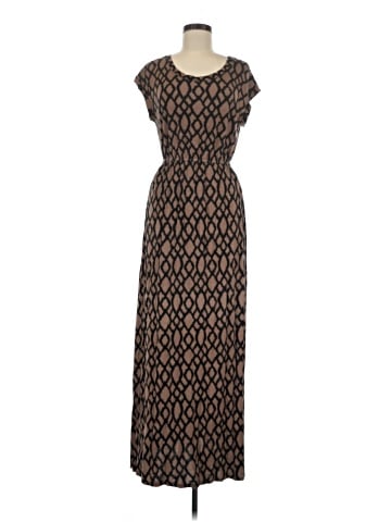 Hourglass Lilly Casual Dress (view 1)
