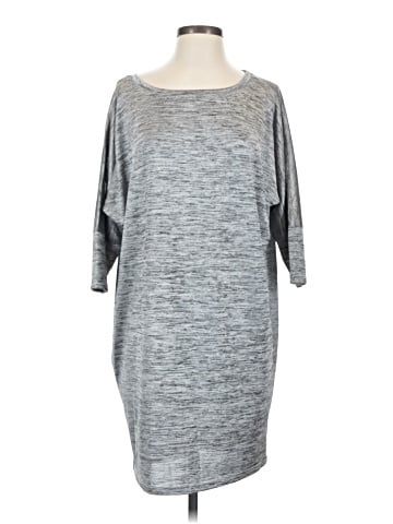 Just Fab 3/4 Sleeve T-Shirt (view 1)
