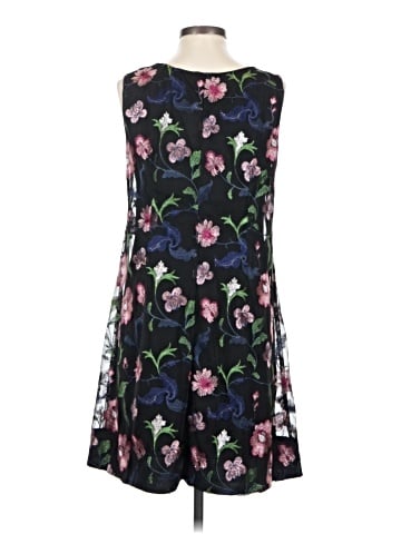 Signature by Robbie Bee Casual Dress (view 2)