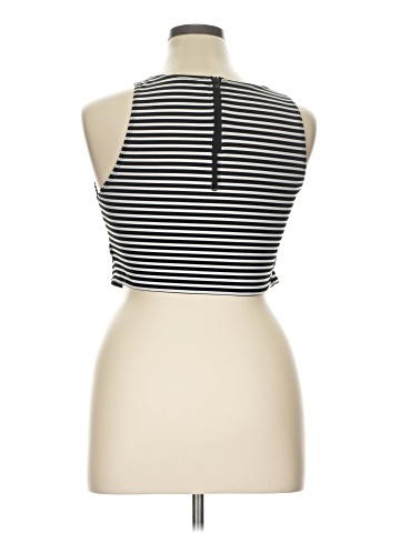 Beach Bunny Sleeveless Top (view 2)