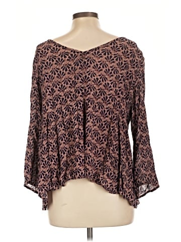 O'Neill 3/4 Sleeve Blouse (view 2)